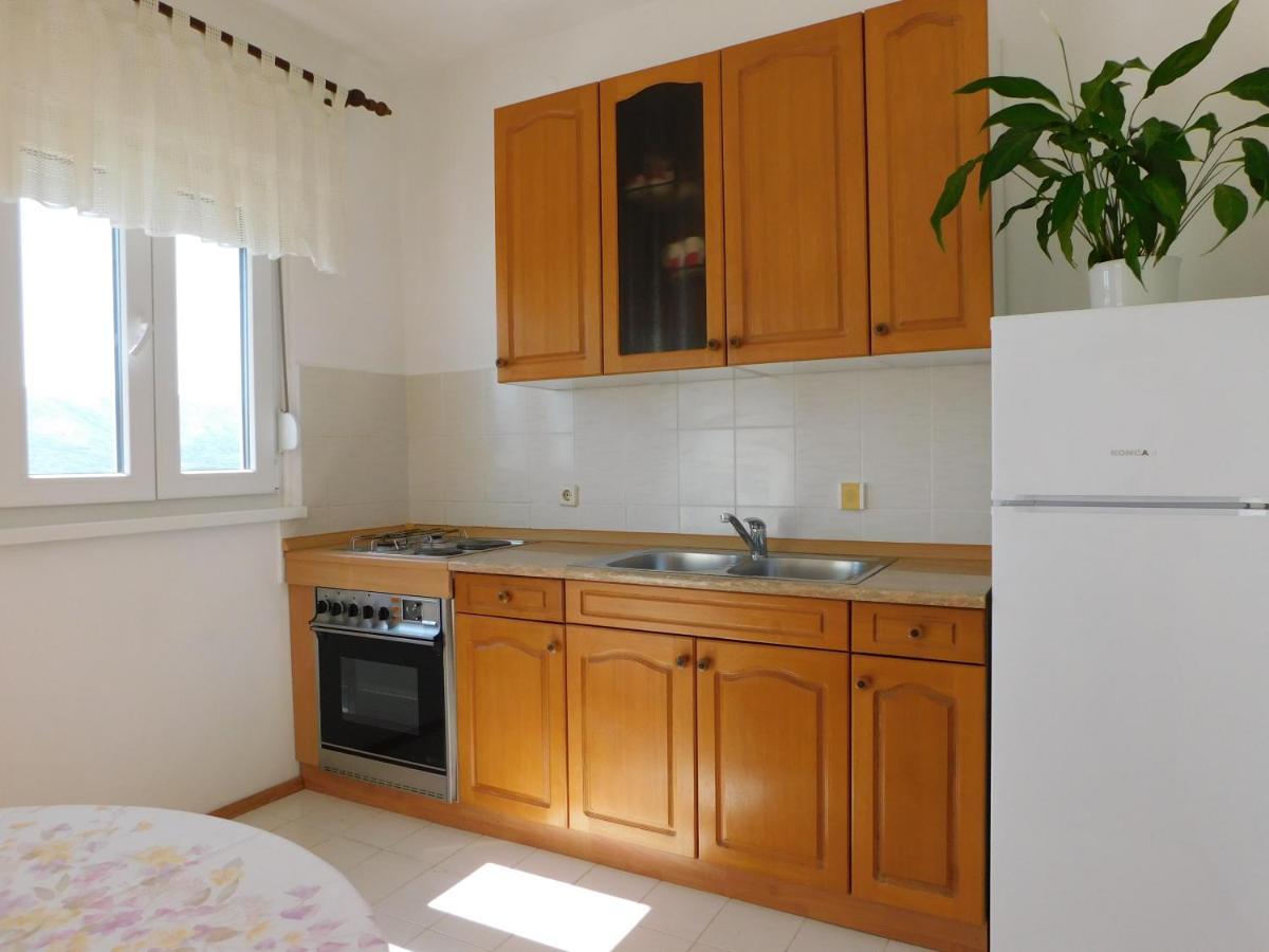 Apartmani Salus Паг Екстер'єр фото